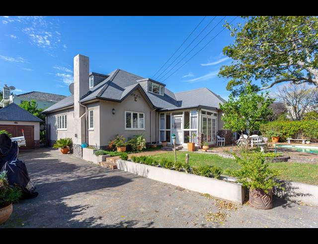 4 BEDROOM FREESTANDING RENTED IN NEWLANDS